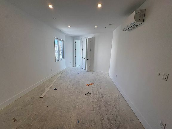 2nd image of 1670 Nelson Ave #3D