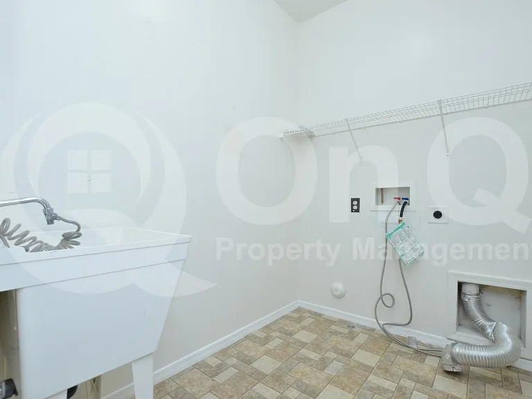 4249 E Santa Fe Ln — Photo 22