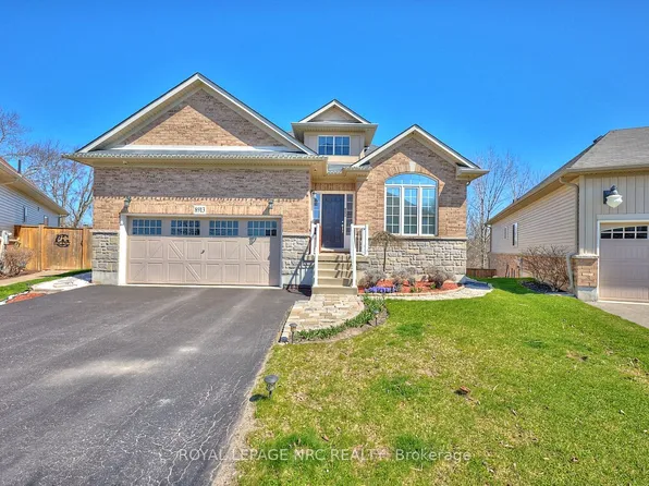8913 Tallgrass Ave, Niagara Falls, ON L2G 0E6