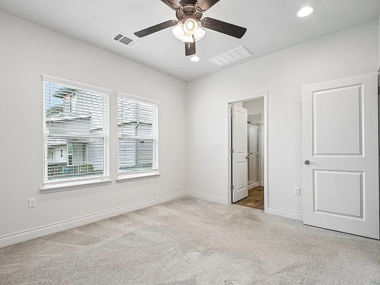 10213 Forest Grove Dr — Photo 18