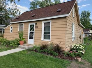 548 3rd Ave E, Shakopee, MN 55379