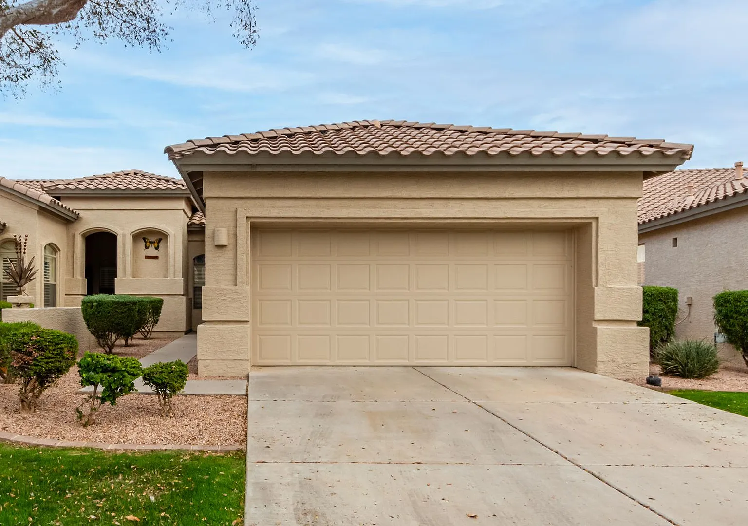 Gated Furnished Villa in Sun Lakes — Photo 1