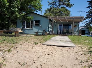 5596 Black Lake Dr, Onaway, MI 49765