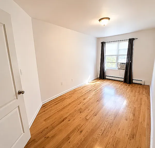 341 Palmetto St #4 — Photo 5