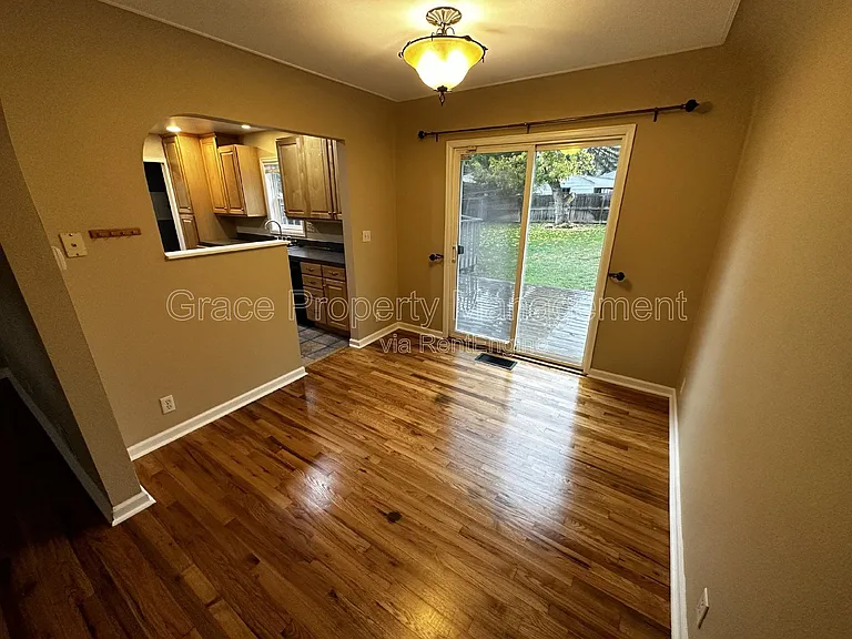 1685 Yukon St — Photo 8