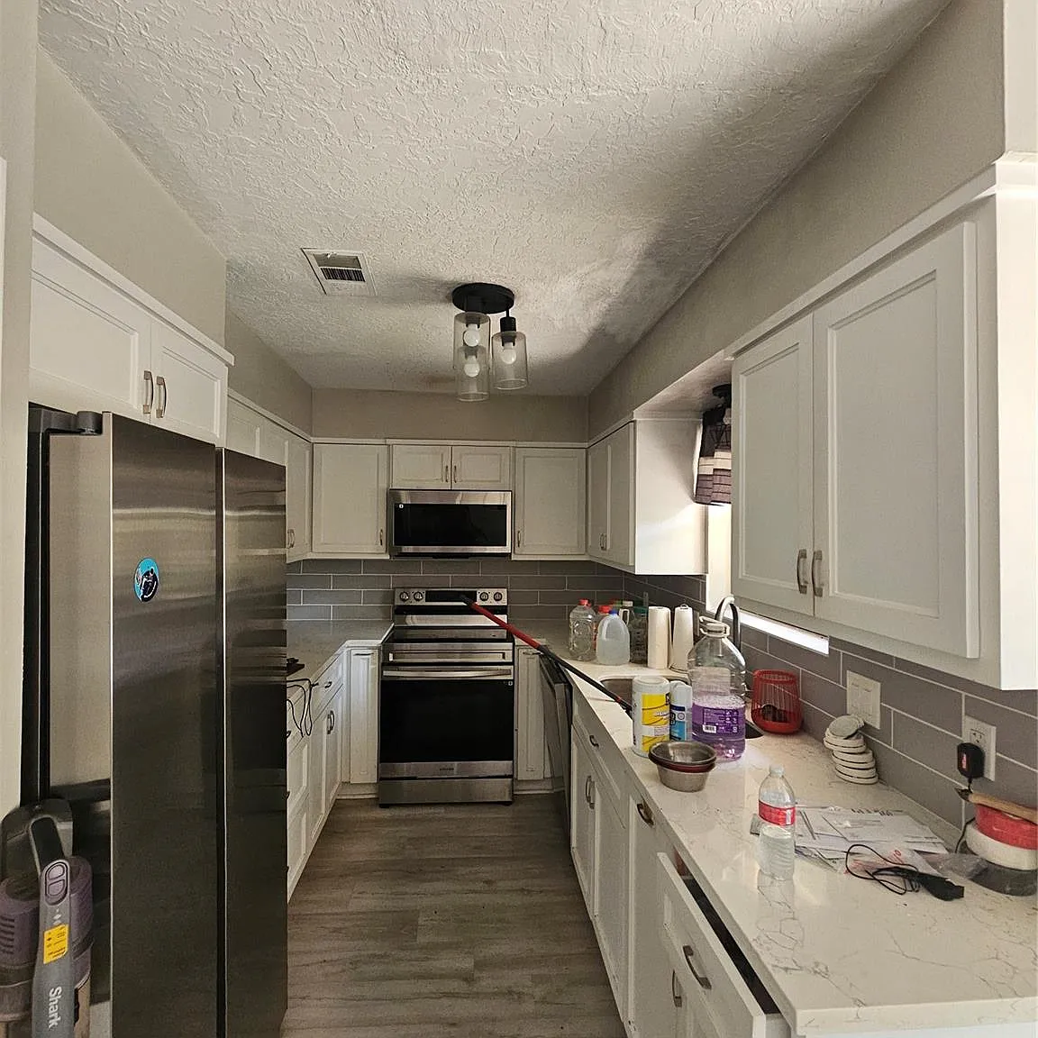 4 bed, 2.0 bath, 1304 sqft, $2,250 — Photo 3