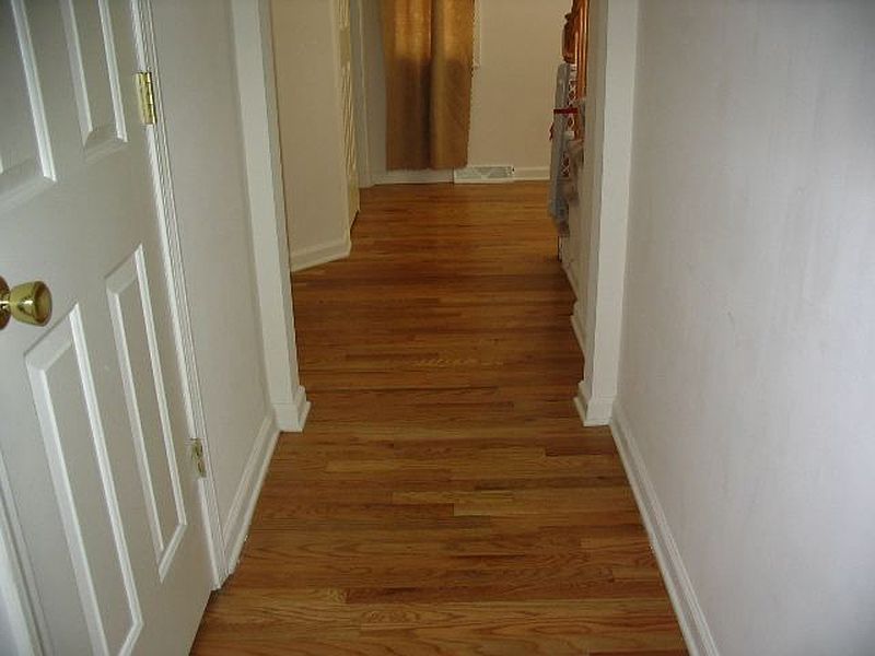 2nd image of 8 REDWOOD Court