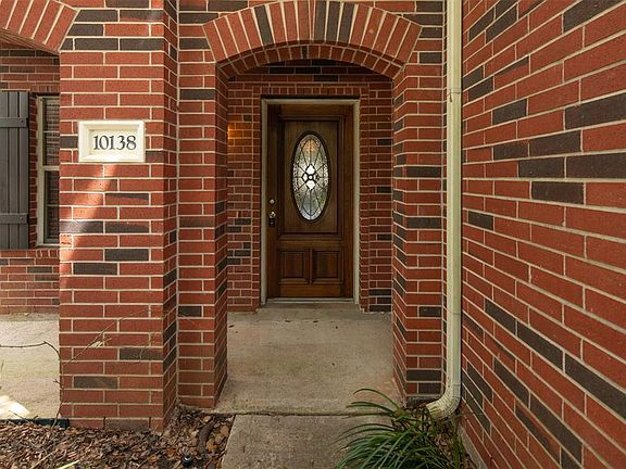 2nd image of 10138 Antelope Aly