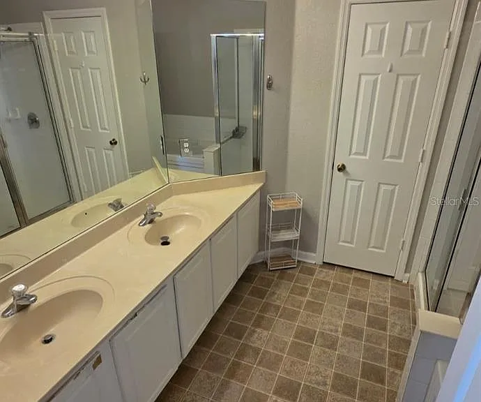 13527 Misarden Ln — Photo 35