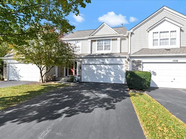 1540 Regan Ct, Hoffman Estates, IL 60192