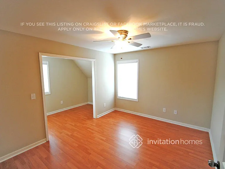 236 Ascott Ln — Photo 3