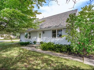 329 School St, Wrightstown, WI 54180