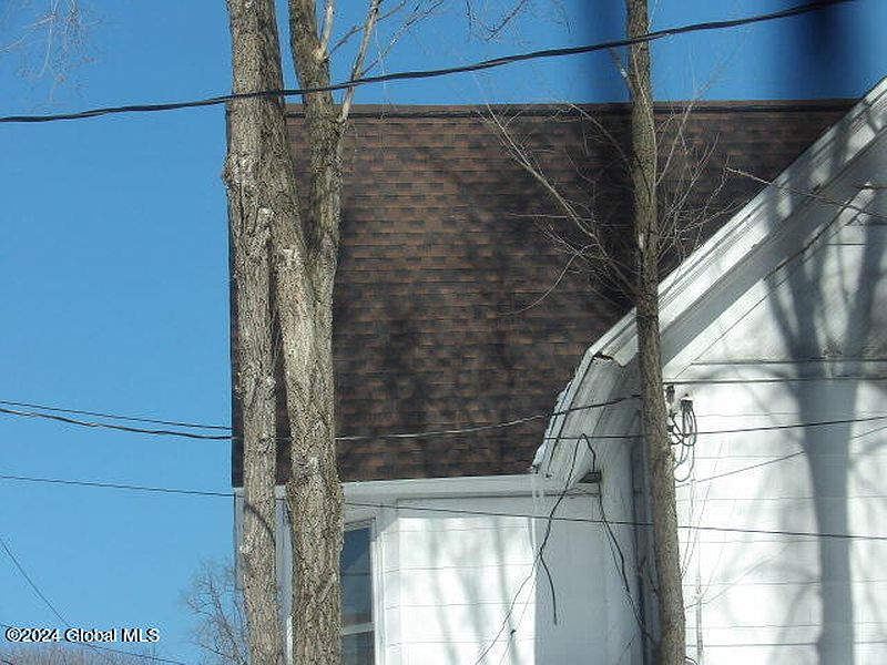 3rd image of 8 John Street