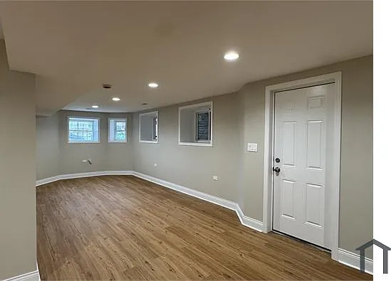 6348 S Langley Ave #1 — Photo 10