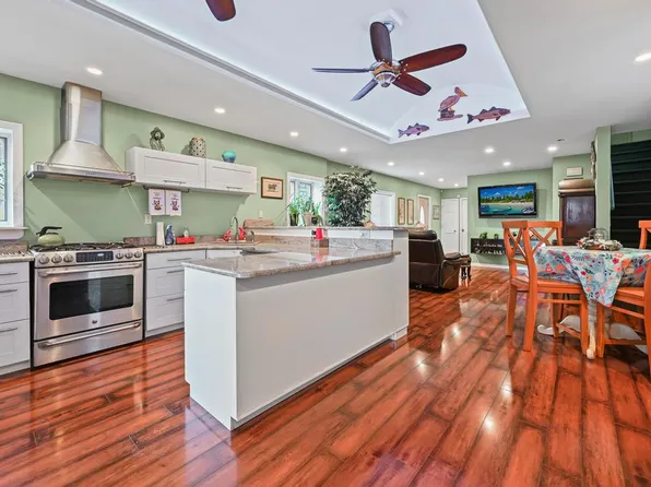 12-34 Cross Bay Boulevard image 10 of 29