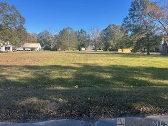 1st image of 17378 Deerpath Ct