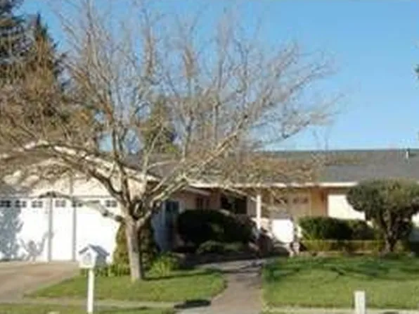 3926 Montrose St, Napa, CA 94558