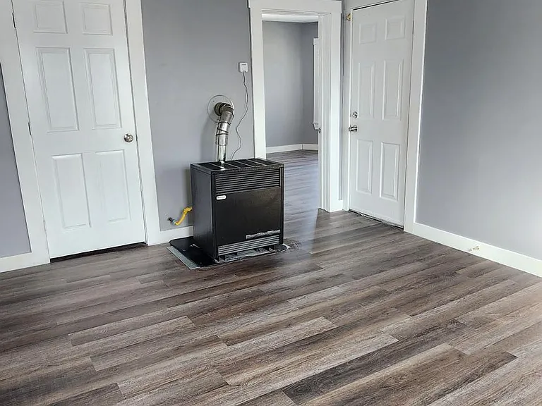 159 4th St #3 — Photo 10