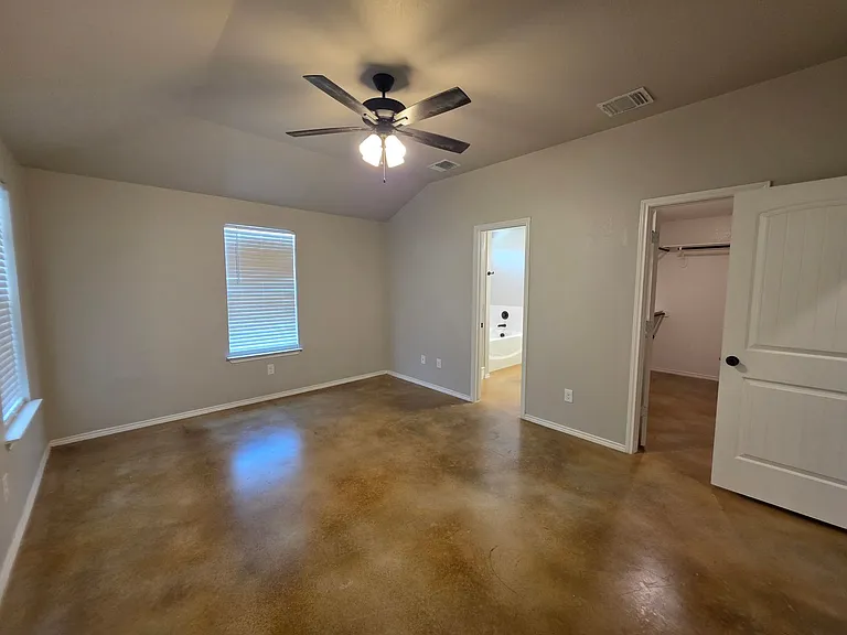 3103 Goblin Dr — Photo 11