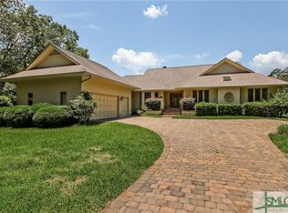 2 Shagbark Ln, Savannah, GA 31411