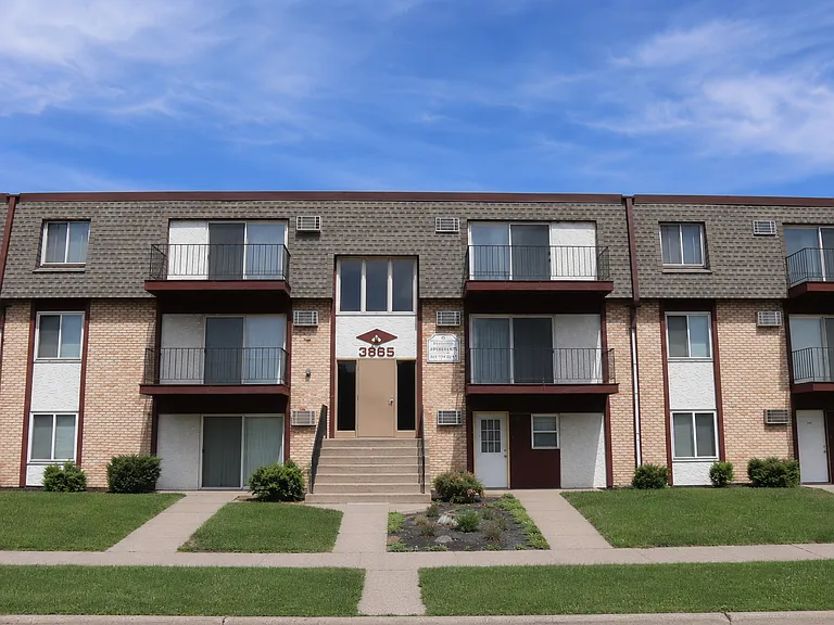 Pleasant Apartments — Photo 57