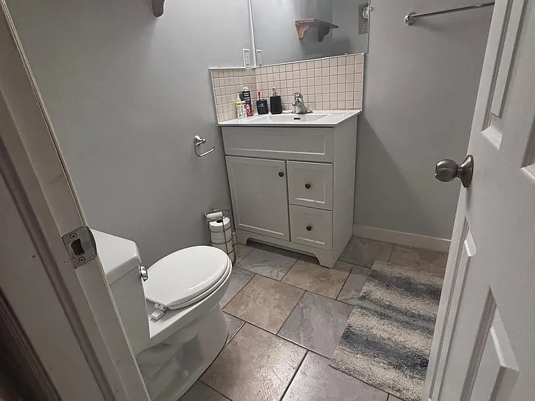 498B Grey St — Photo 17