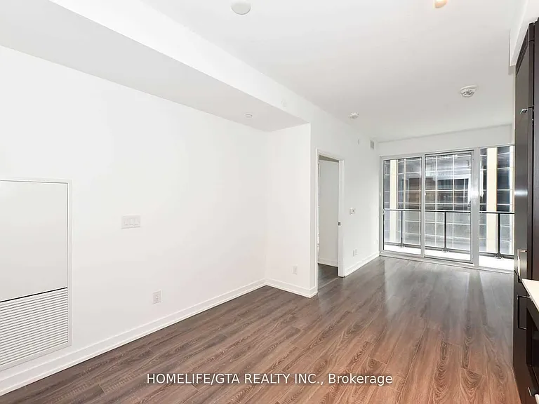 20 Edward St #708 — Photo 9