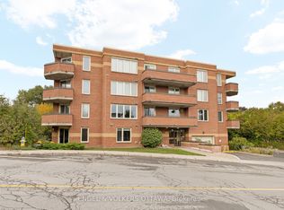 800 McKellar Ave #101, Ottawa, ON K2A2X5