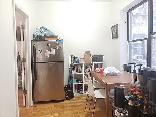 5th image of 201 W 105th St APT 35