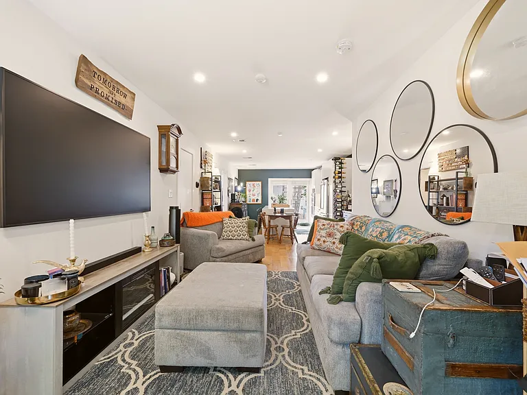 1221 Oates St NE #B — Photo 7