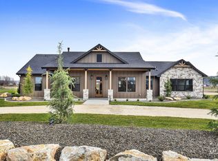3170 Grandview Ln, Emmett, ID 83617