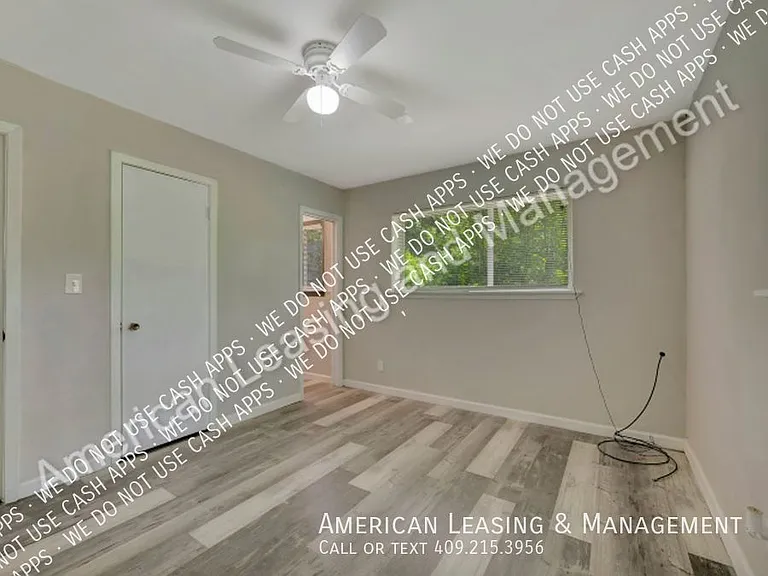 1301 Spring Lake Dr — Photo 10