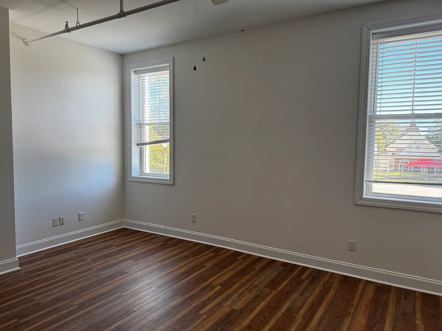 156 E Carolina Ave — Photo 3