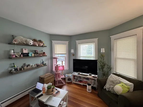 1025 Broadway, Somerville, MA