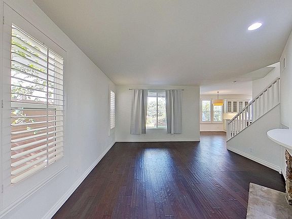 3rd image of 18 Trail Canyon Dr