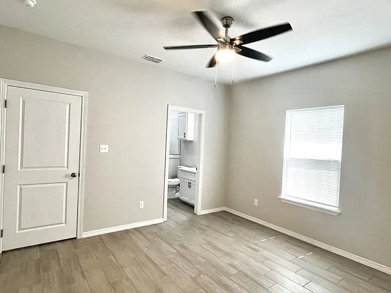 1635 Playa Dr #2 — Photo 16