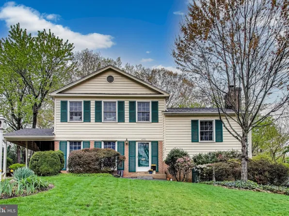 4231 Holborn Ave, Annandale, VA 22003