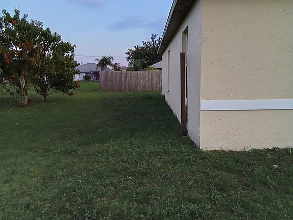 3rd image of 608 Bluebill Ln