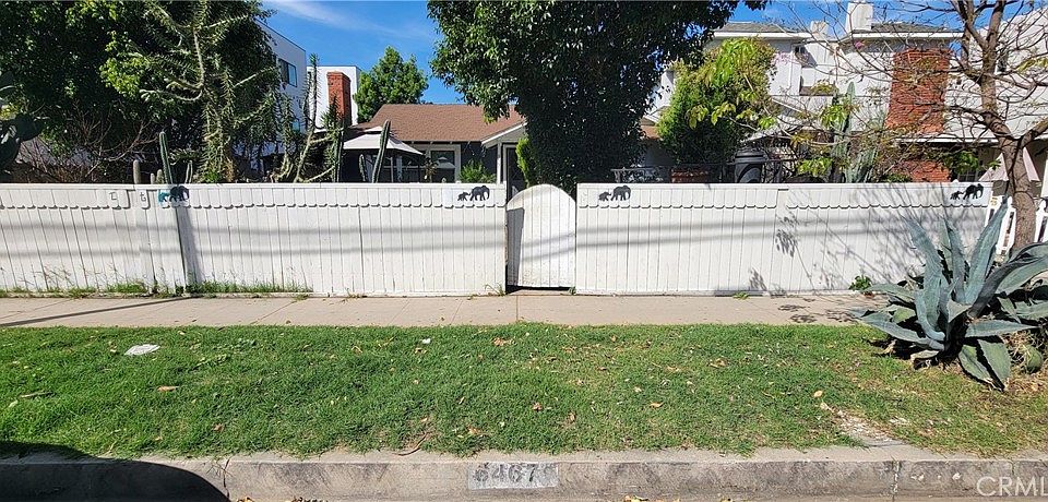 1st image of 6467 Woodley Ave