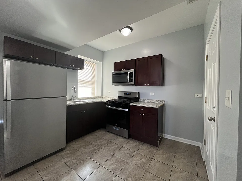 4357 W West End Ave #3