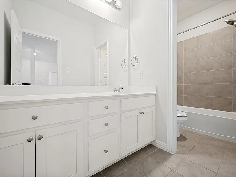 3437 Loftwood Ln — Photo 30
