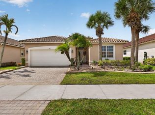 382 NW Springview Loop, Port Saint Lucie, FL 34986