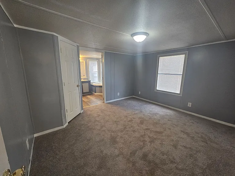 90 Craft Ln — Photo 6