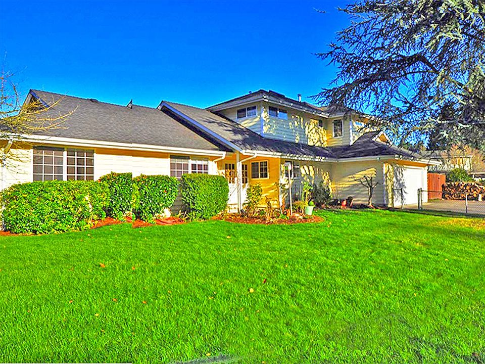 1st image of 11104 NE 146th St