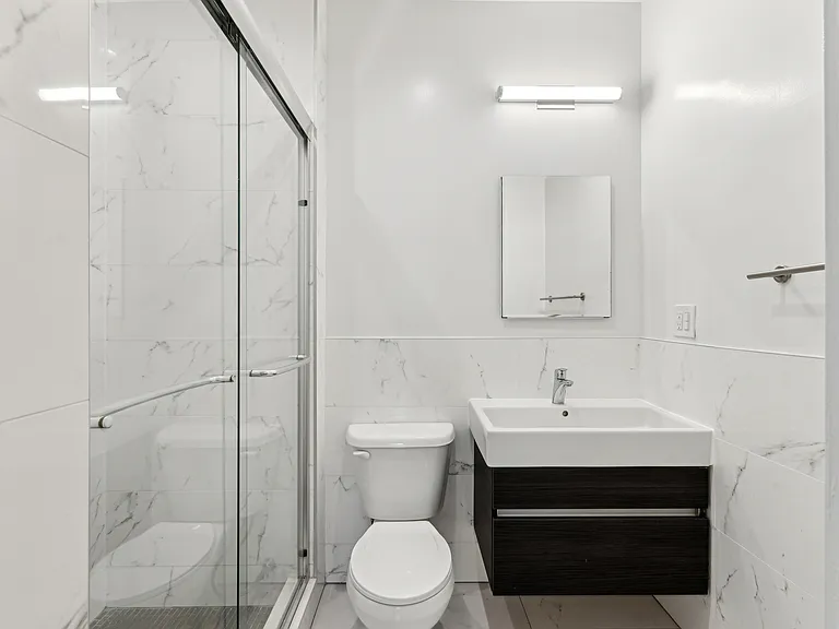 920 Riverside Dr #21A — Photo 6