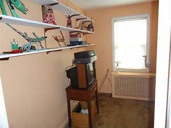 5th image of 16021 65th Ave