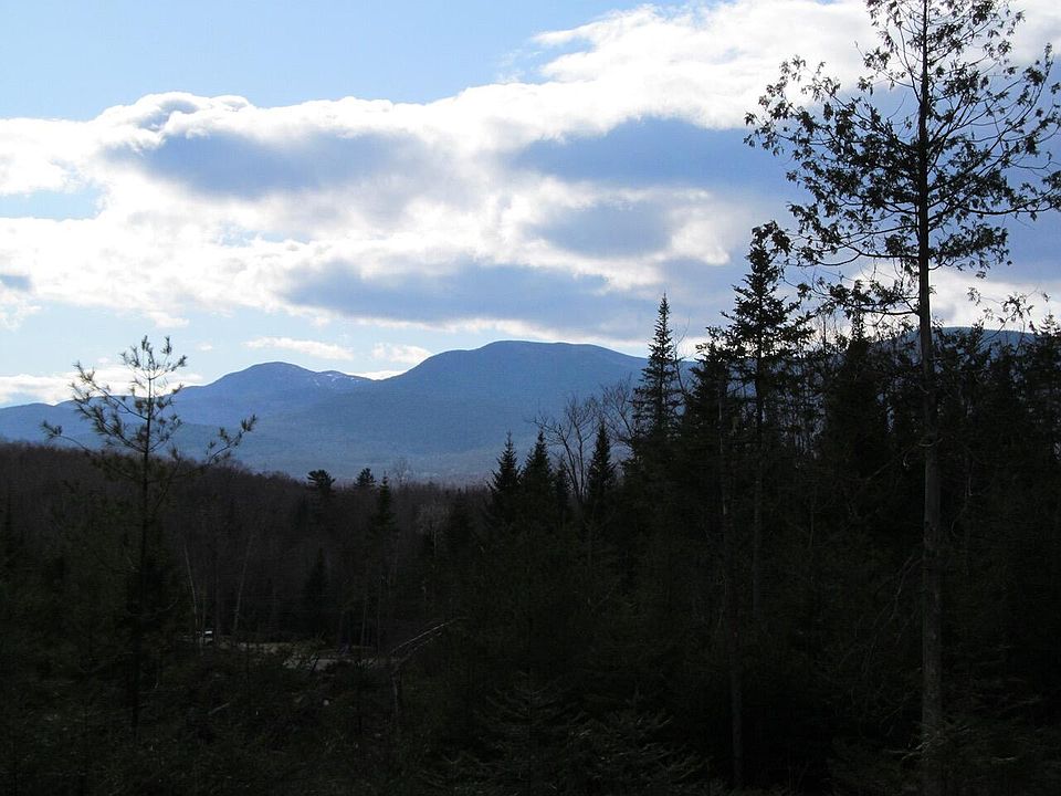 1st image of 923 Center Hill Road
