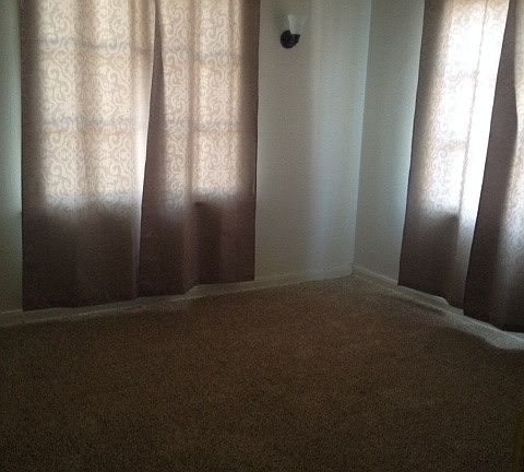 5th image of 413 N Mar Vista Ave