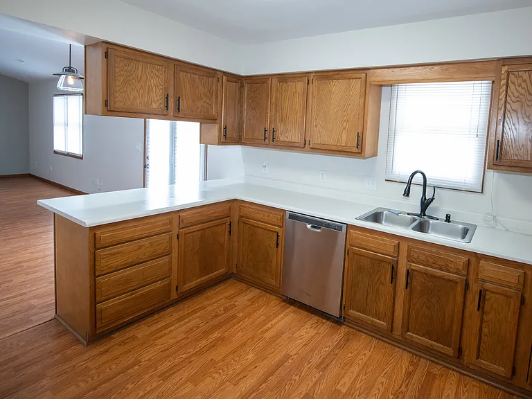 116 Pierre Pl — Photo 21