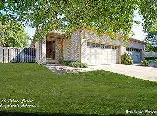 66 W Cydnee St, Fayetteville, AR 72703